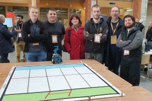 Trois étudiants d’ISAE-Supméca remportent le prix du tournoi RobAFIS 2026 !