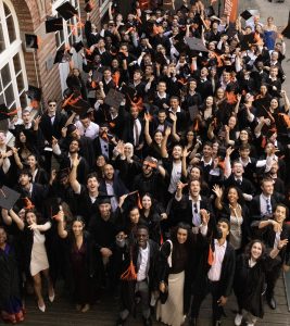 Les photos de la cérémonie de remise des diplômes de la promo 2025 ! 🎓
